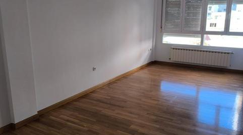 Foto 5 de Pis de lloguer a Padre Romano, Industria, Albacete