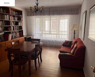 Sala d'estar de Pis de lloguer en  Albacete Capital amb Calefacció i Balcó