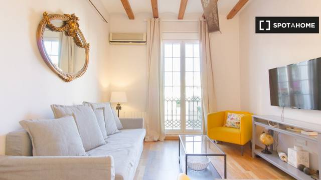 Piso en Alquiler en El Poble Sec - Parc de Montjuïc