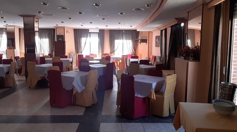 Hostal a la venta con cocina equipada y Almacén.