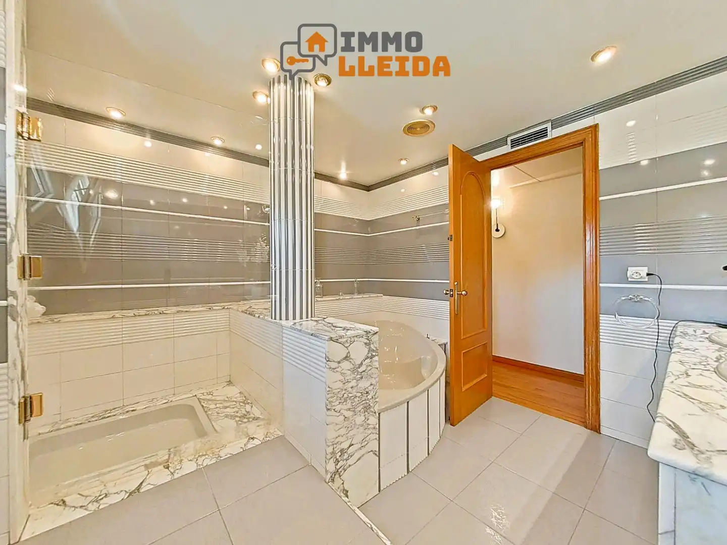 Chalet con piscina en venta en Calle RIU 23, imagen 15