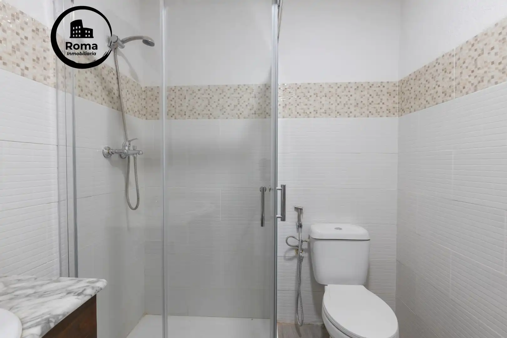 Baño de Planta baja en venta en Moclín con Jardín privado, Amueblado y Balcón