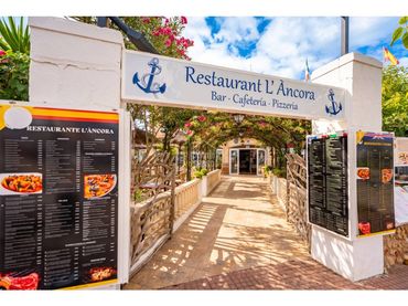 Apartament amb piscina en venda a Cala en Blanes