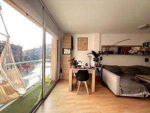 Sala d'estar de Pis en venda en Castelldefels amb Aire condicionat, Calefacció i Parquet