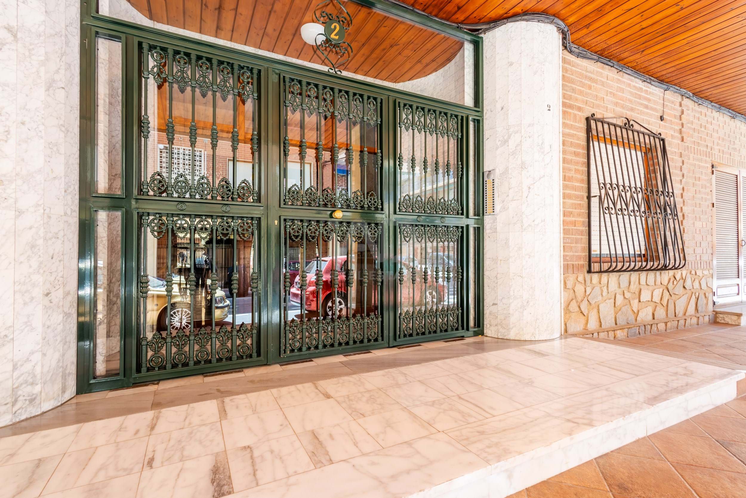 Flat for sale in Torrevieja  with Air Conditioner