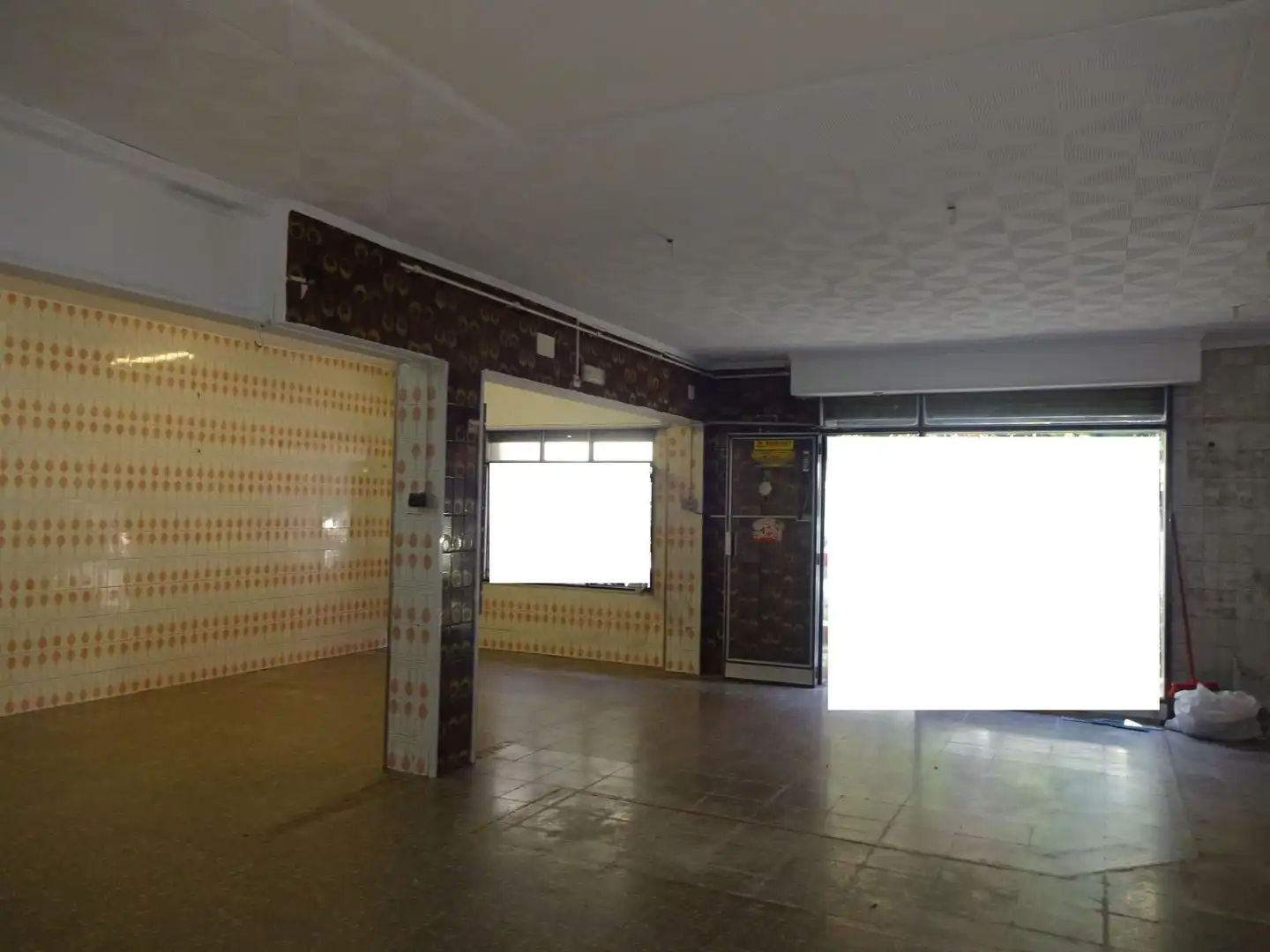 Local comercial en venda a Rocafonda, imagen 2