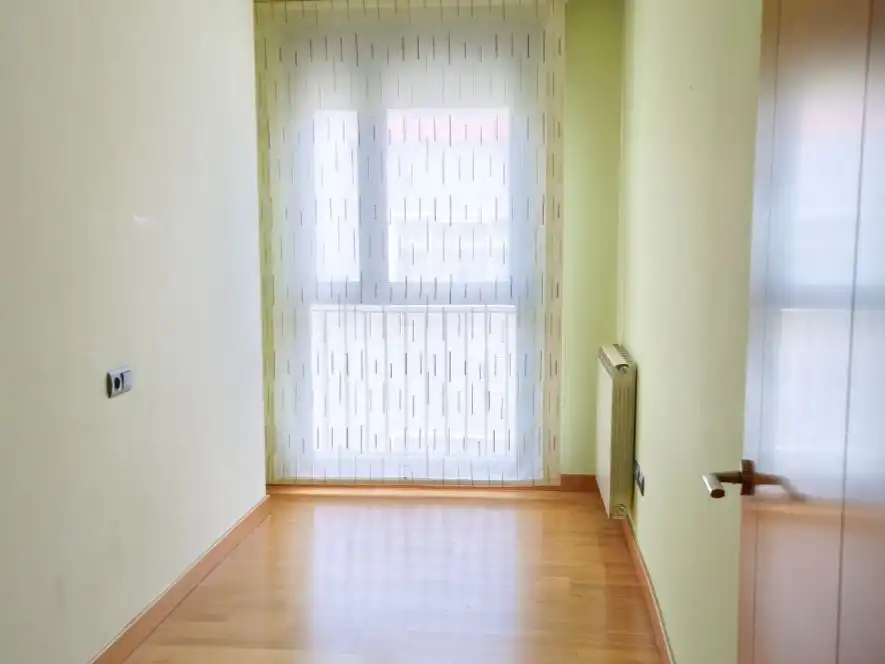 Habitación de Piso en venta en Salamanca Capital con Balcón