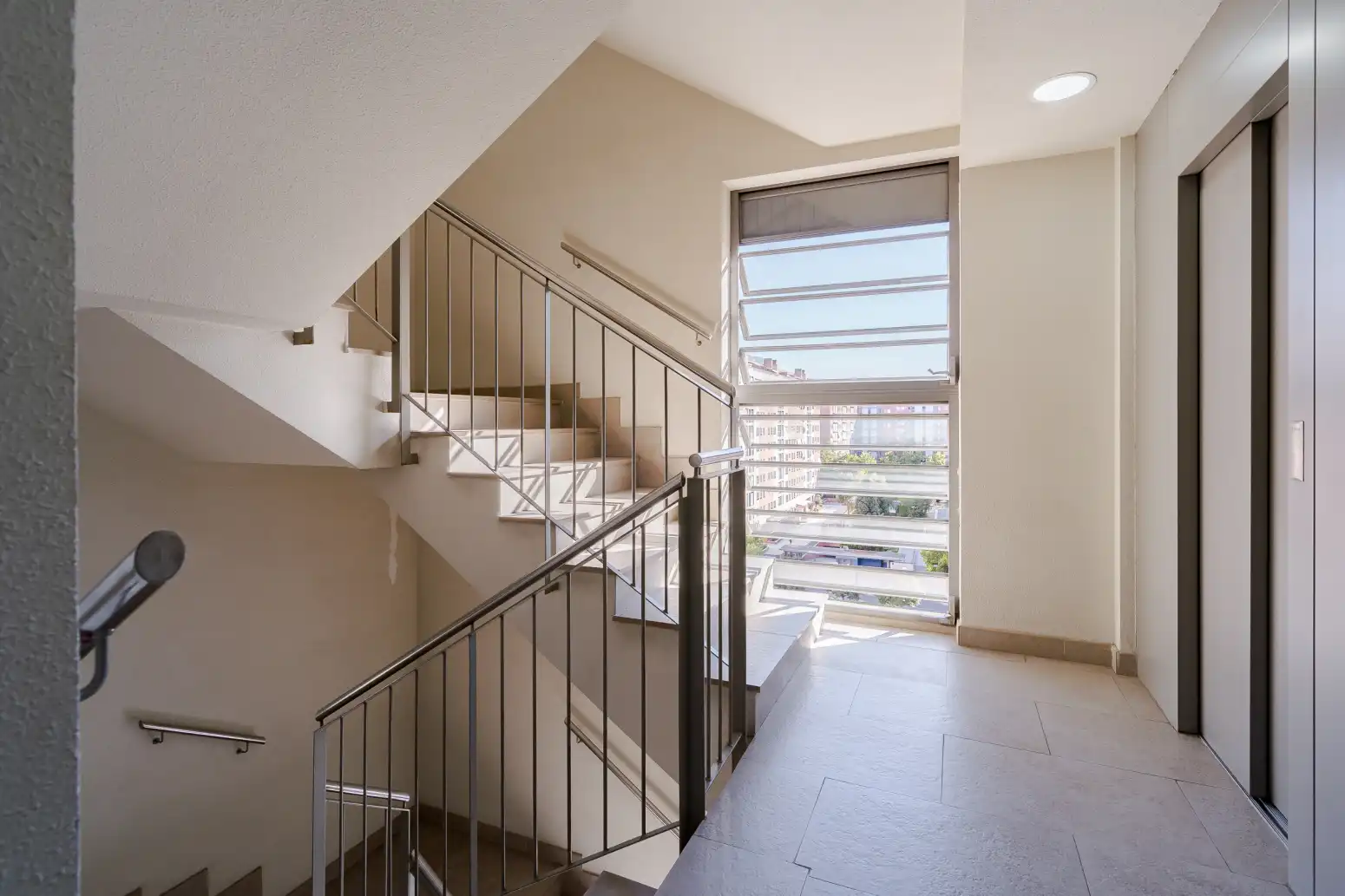 Piso en venta en Madrid con Aire acondicionado, Calefacción y Jardín privado