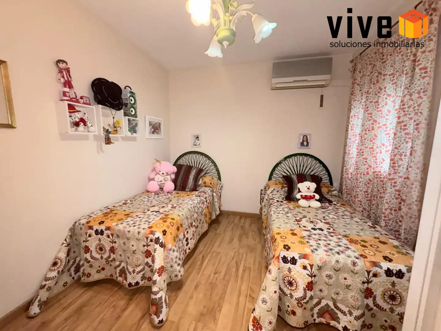 Habitación de Piso en venta en Sevilla con Calefacción y Terraza