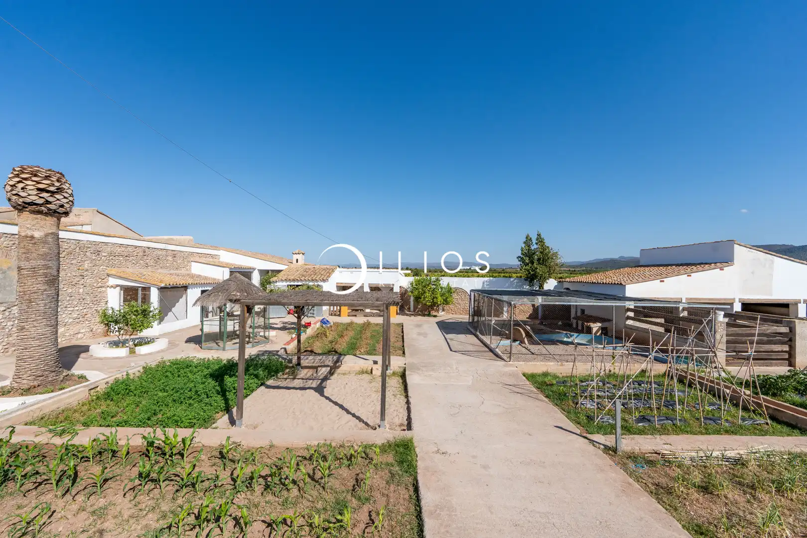 Country homes for sale in Olocau  with Private garden, Terrace and Storage room