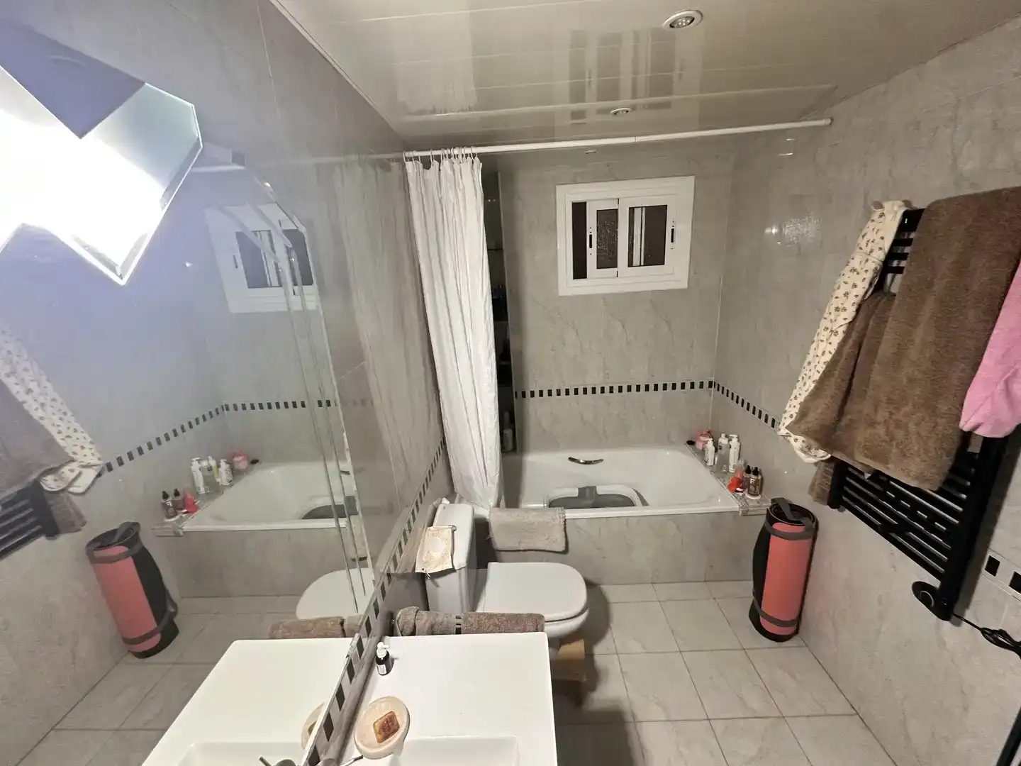 Baño de Piso en venta en Sabadell con Aire acondicionado y Balcón