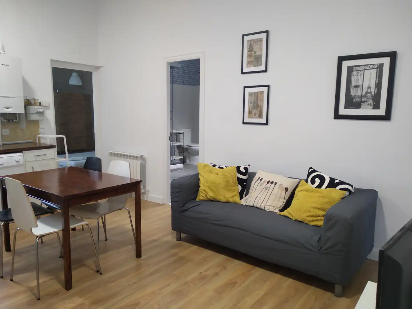 Habitació a Calle del Calvario, 16, Embajadores - Lavapiés