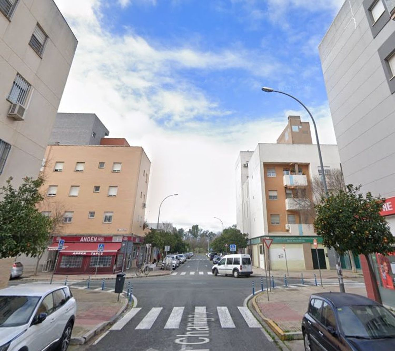 Exterior view of Flat for sale in  Sevilla Capital