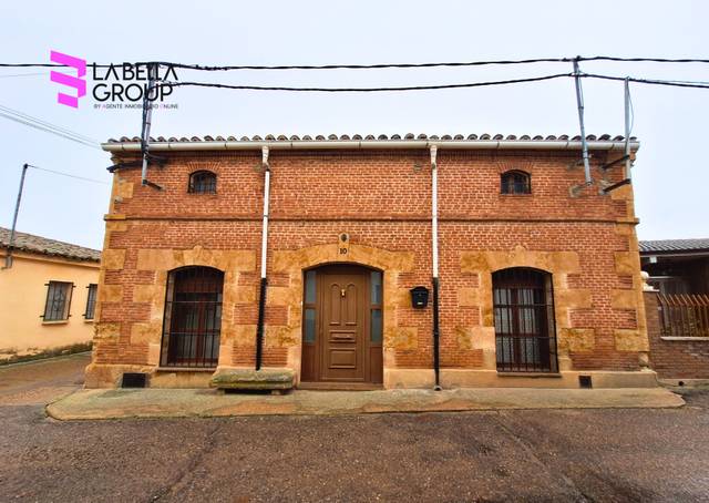 Casa-chalet en Venta en Calle Aribayos en Moraleja del Vino