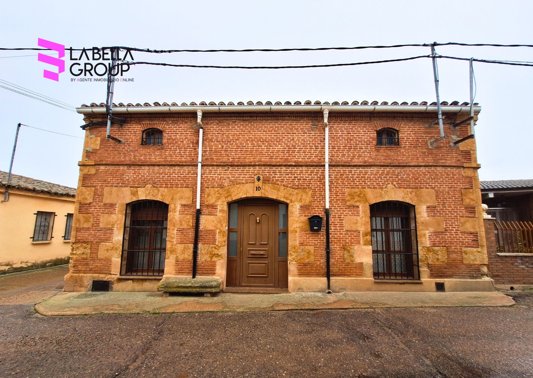 Exterior view of House or chalet for sale in Moraleja del Vino  with Heating, Private garden and Parquet flooring