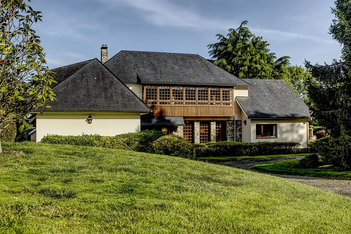 Vista exterior de Casa o xalet en venda en Sada (A Coruña) amb Calefacció, Jardí privat i Parquet