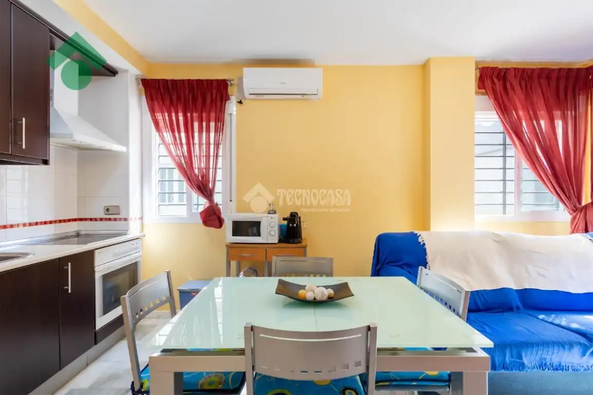 Sala de estar de Piso en venta en Vélez-Málaga con Aire acondicionado y Amueblado