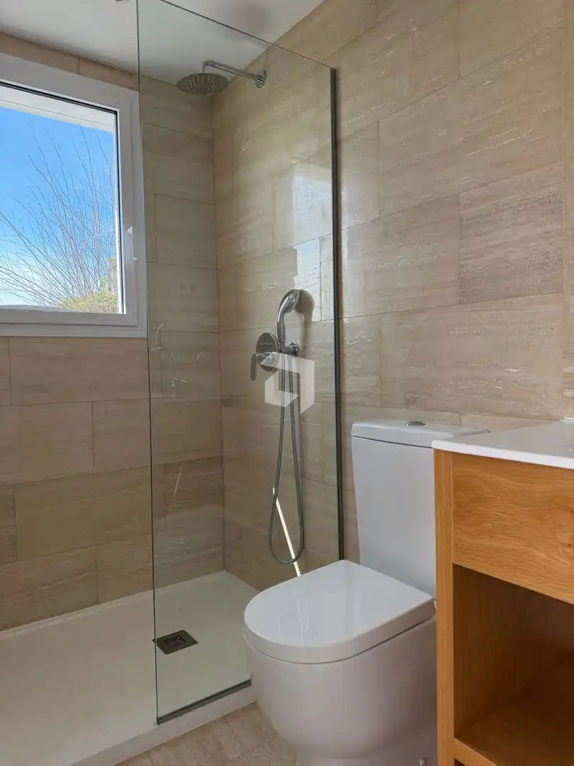 Baño de Ático en venta en Madrid con Aire acondicionado, Calefacción y Parquet