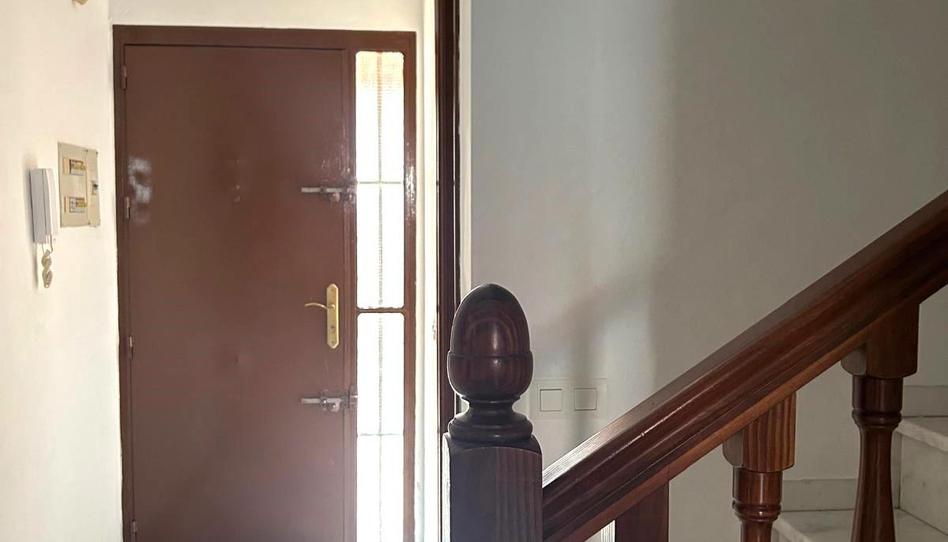 Foto 1 de Casa adosada en venda a Guillena pueblo, Sevilla