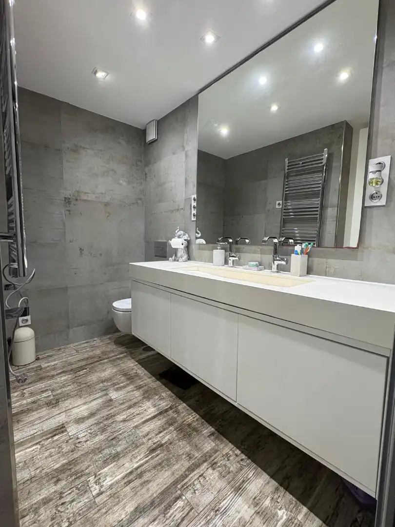 Badezimmer von Maisonette zum Verkauf in Vélez-Málaga mit Klimaanlage, Heizung und Möbliert