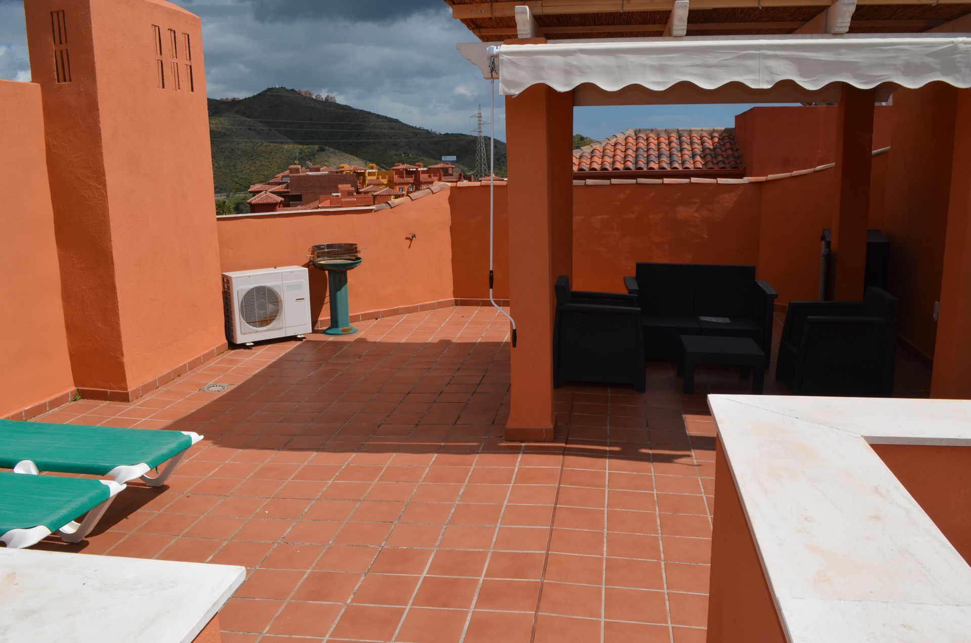 Terraza de Ático de alquiler en Marbella con Aire acondicionado, Terraza y Piscina