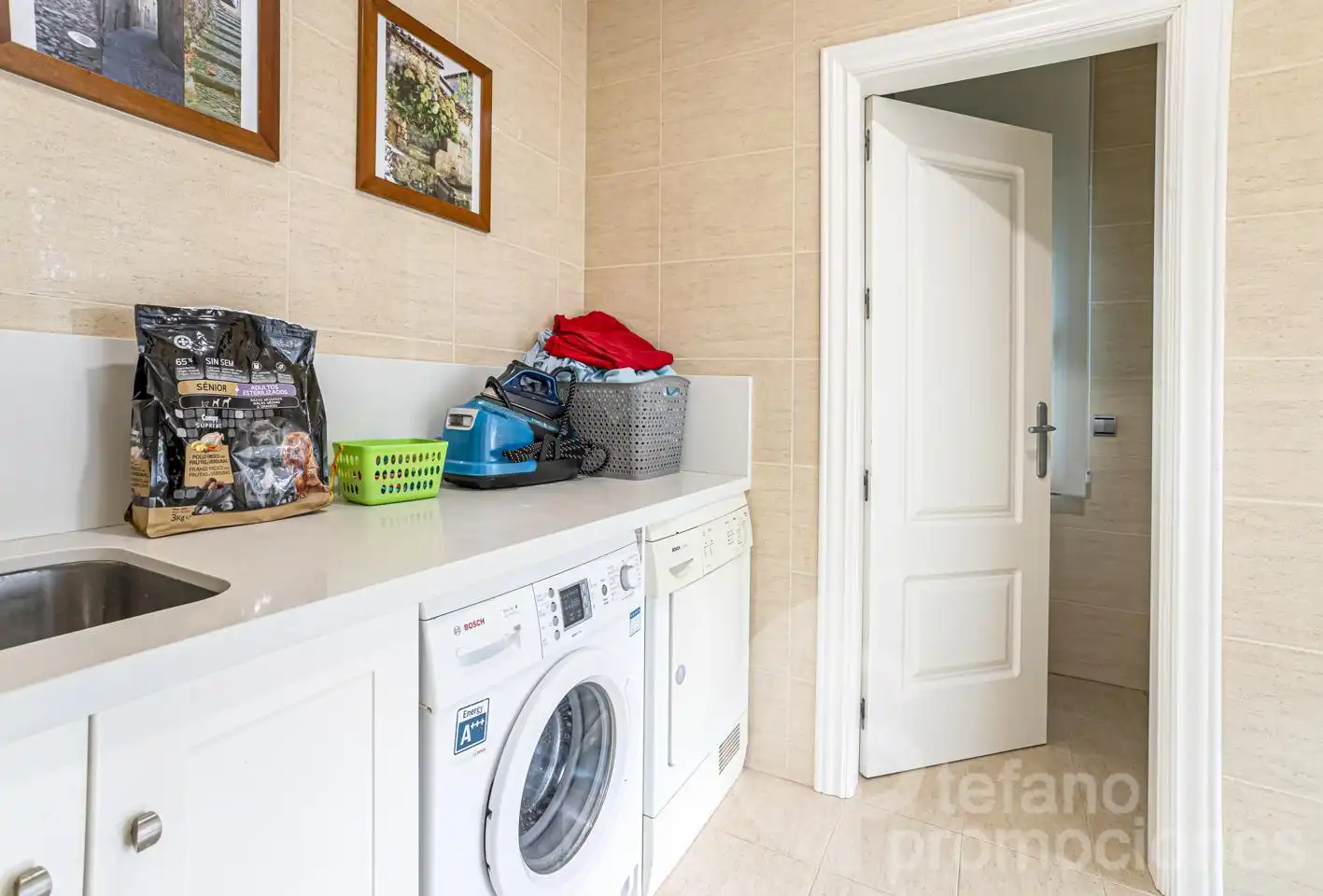 Bany de Casa o xalet en venda en Málaga amb Aire condicionat, Jardí privat i Parquet
