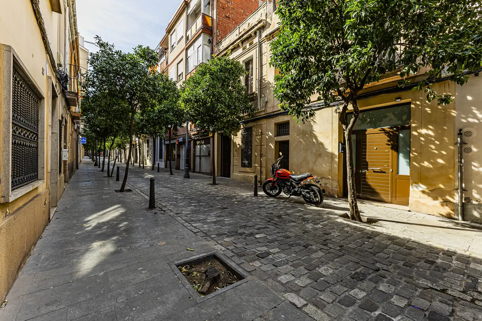 Vista exterior de Casa adosada en venta en Sant Andreu
