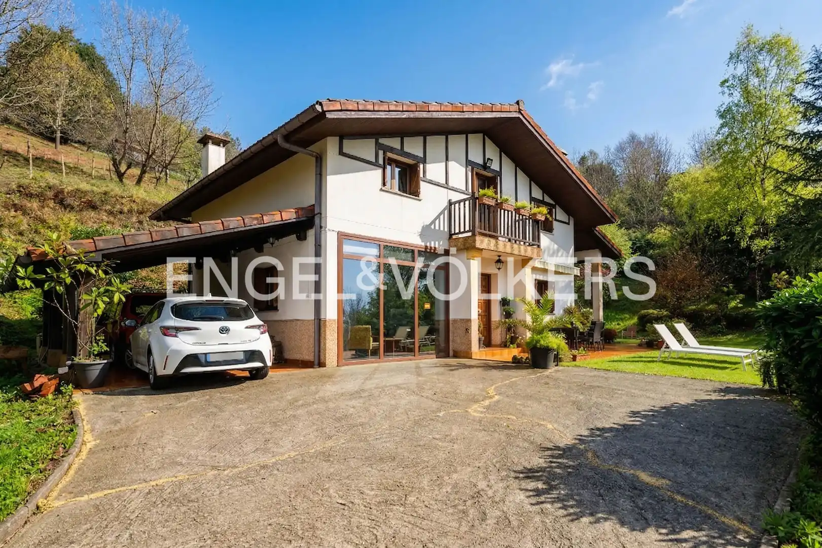 Exterior view of Houses for sale in Lasarte-Oria  with Heating, Private garden and Swimming Pool