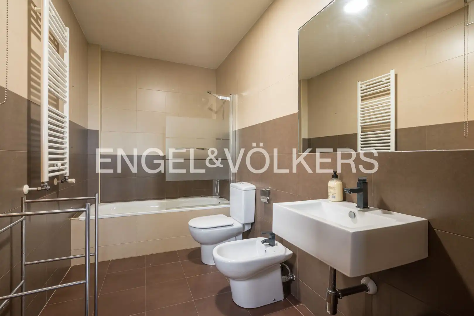 Bathroom of Houses for sale in Cudillero  with Heating, Private garden and Terrace