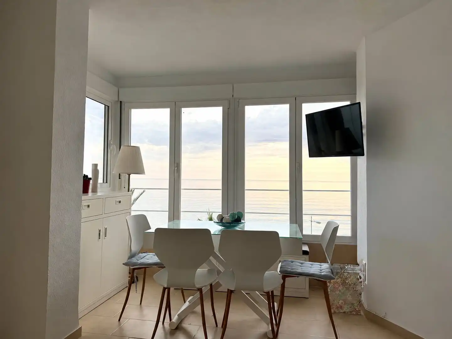 Menjador de Apartament en venda en Centro Internacional