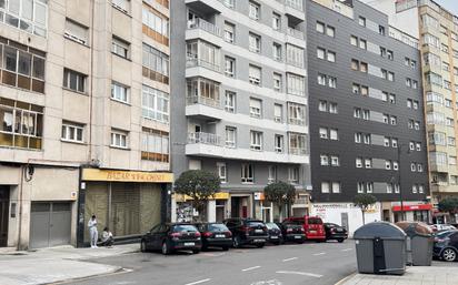 Exterior view of Flat for sale in Avilés  with Terrace and Balcony