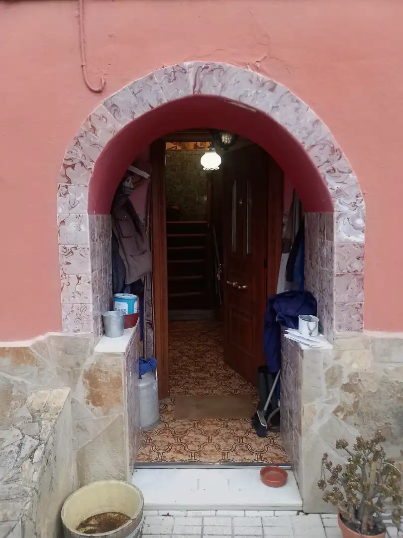 Einfamilien-Reihenhaus zum Verkauf in Langreo mit Heizung, Parkett und Terrasse