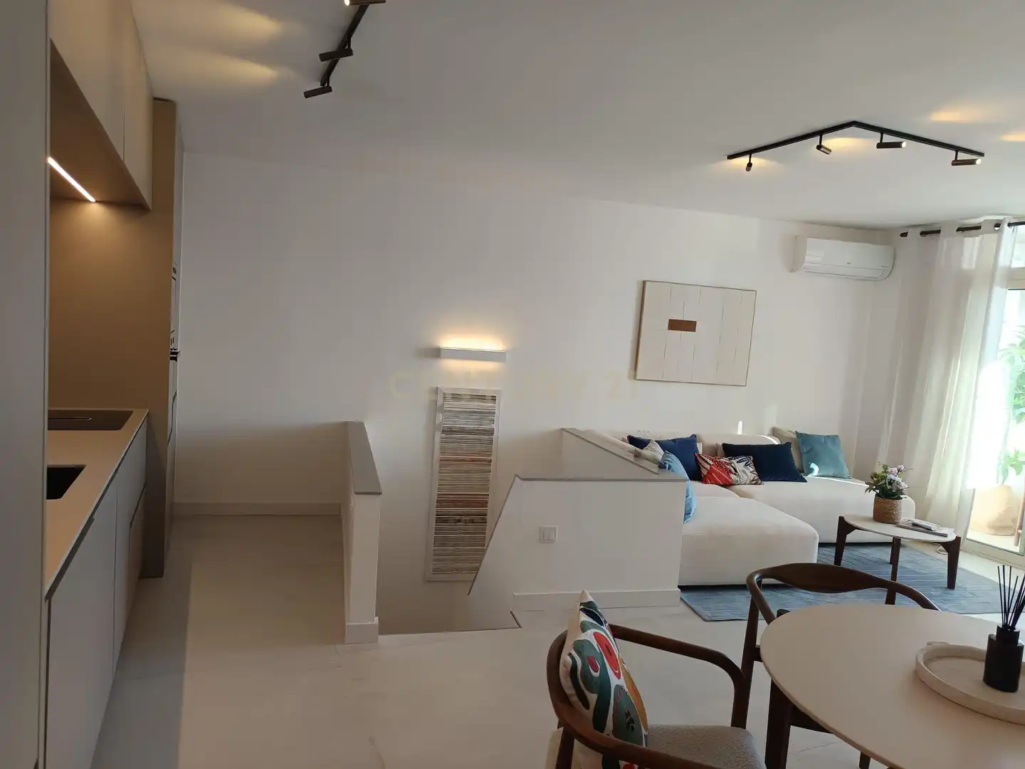 Maisonette zum Verkauf in Calpe / Calp mit Klimaanlage, Waschmaschine und Balkon