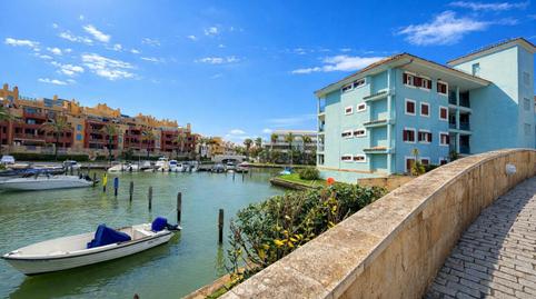 Photo 5 of Apartment for sale in De la Marina, Puerto de Sotogrande - La Marina, Sotogrande