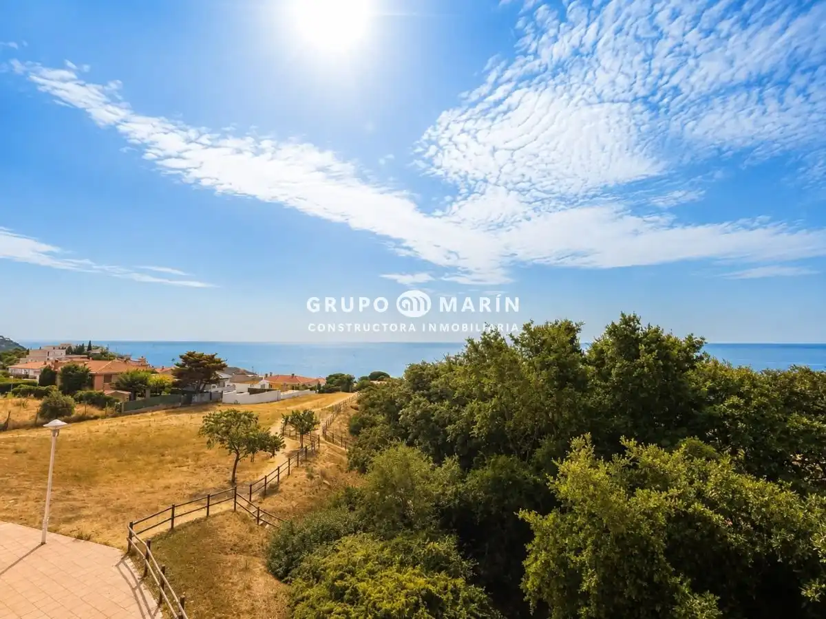 Piso en venta en Blanes con Calefacción, Terraza y Balcón