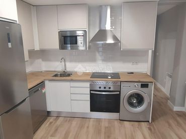 Piso con ascensor en venta en Tetuán