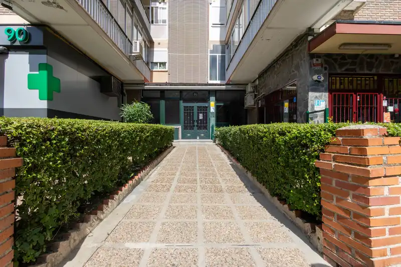 Exterior view of Flat for sale in Madrid  with Air Conditioner, Heating and Terrace