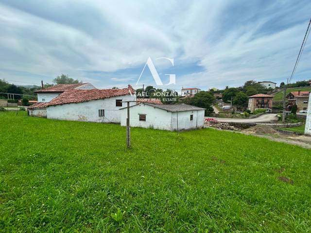 Casa-chalet en Venta en Toñanes en Alfoz de Lloredo