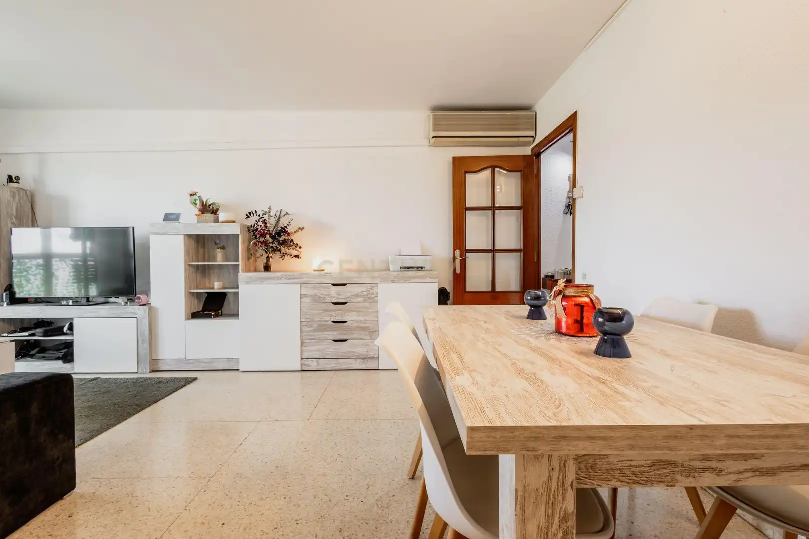 Comedor de Apartamento en venta en Sant Joan Despí con Aire acondicionado y Balcón