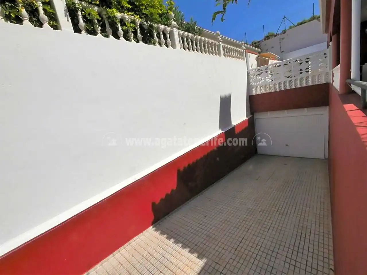 Vista exterior de Casa o chalet en venta en Los Realejos con Jardín privado, Terraza y Trastero