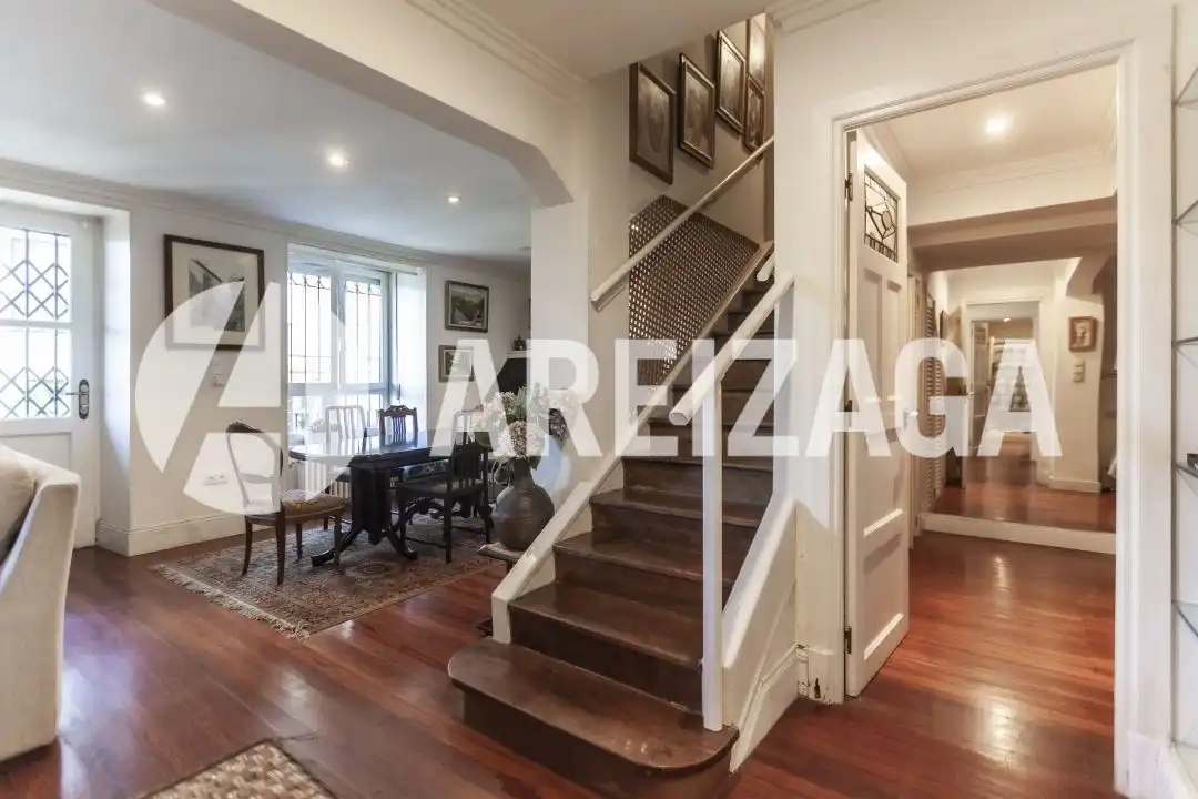 Casa o chalet en venta en Donostia - San Sebastián  con Calefacción, Jardín privado y Terraza