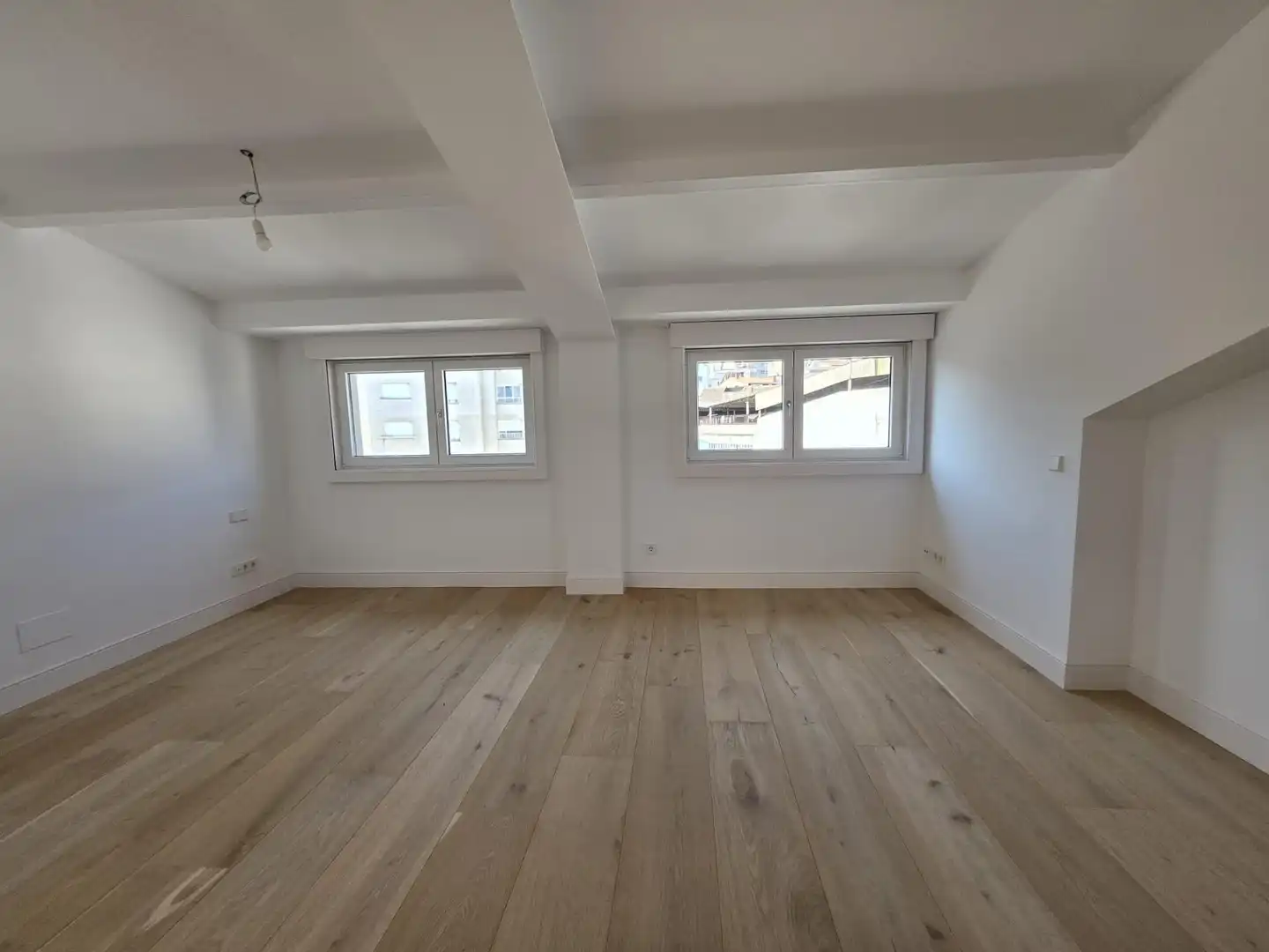 Habitación de Ático en venta en Vigo  con Calefacción y Terraza