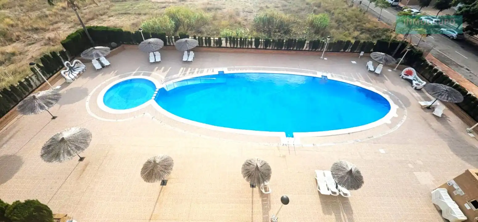 Piscina de Apartamento en venta en Oropesa del Mar / Orpesa con Aire acondicionado, Calefacción y Terraza