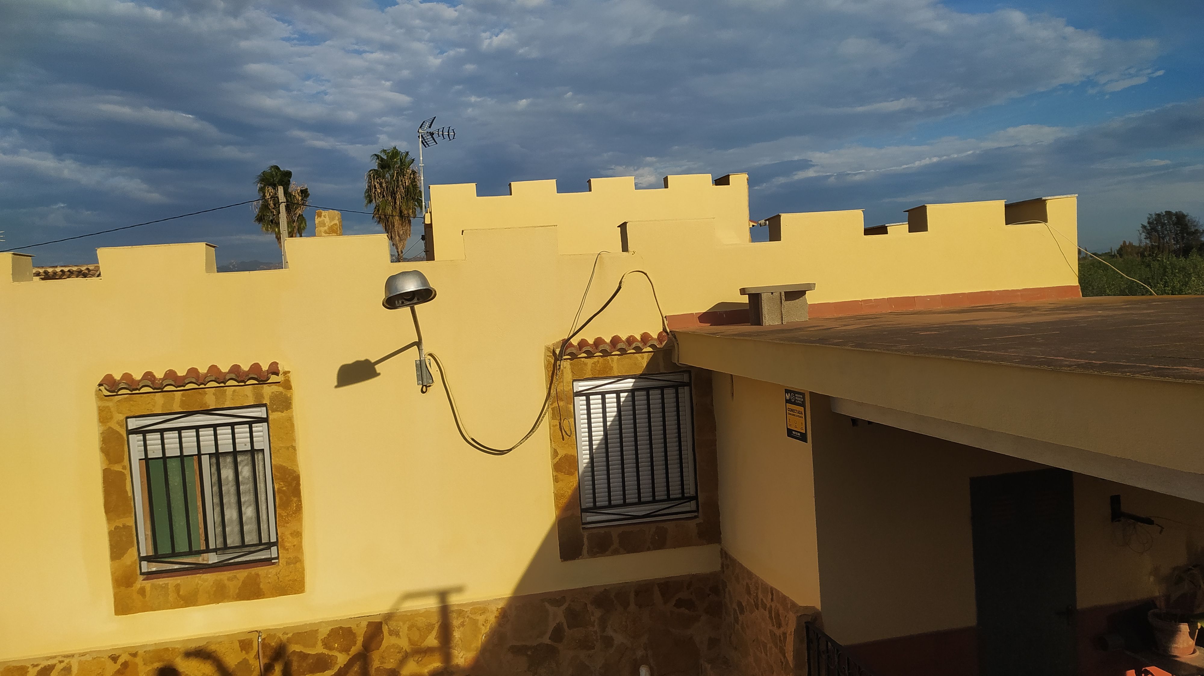 Vista exterior de Casa o xalet en venda en Moncofa amb Terrassa, Traster i Piscina