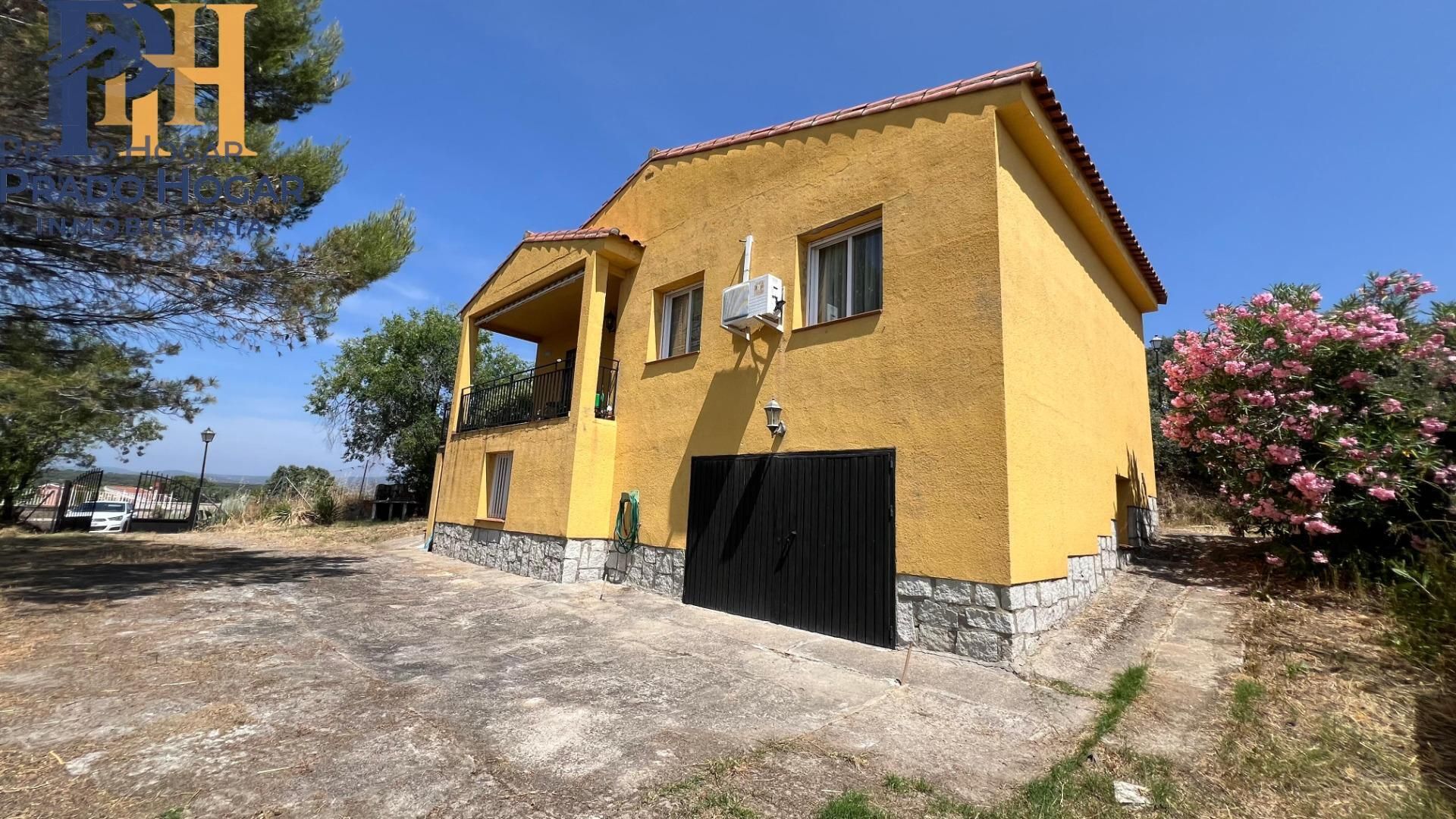 Vista exterior de Casa o chalet en venta en Cardiel de los Montes con Aire acondicionado, Calefacción y Jardín privado