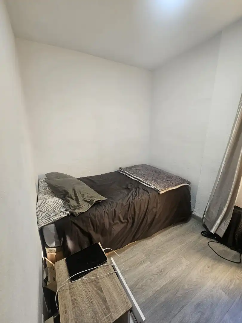 Habitación de Piso en venta en Madrid con Calefacción y Terraza