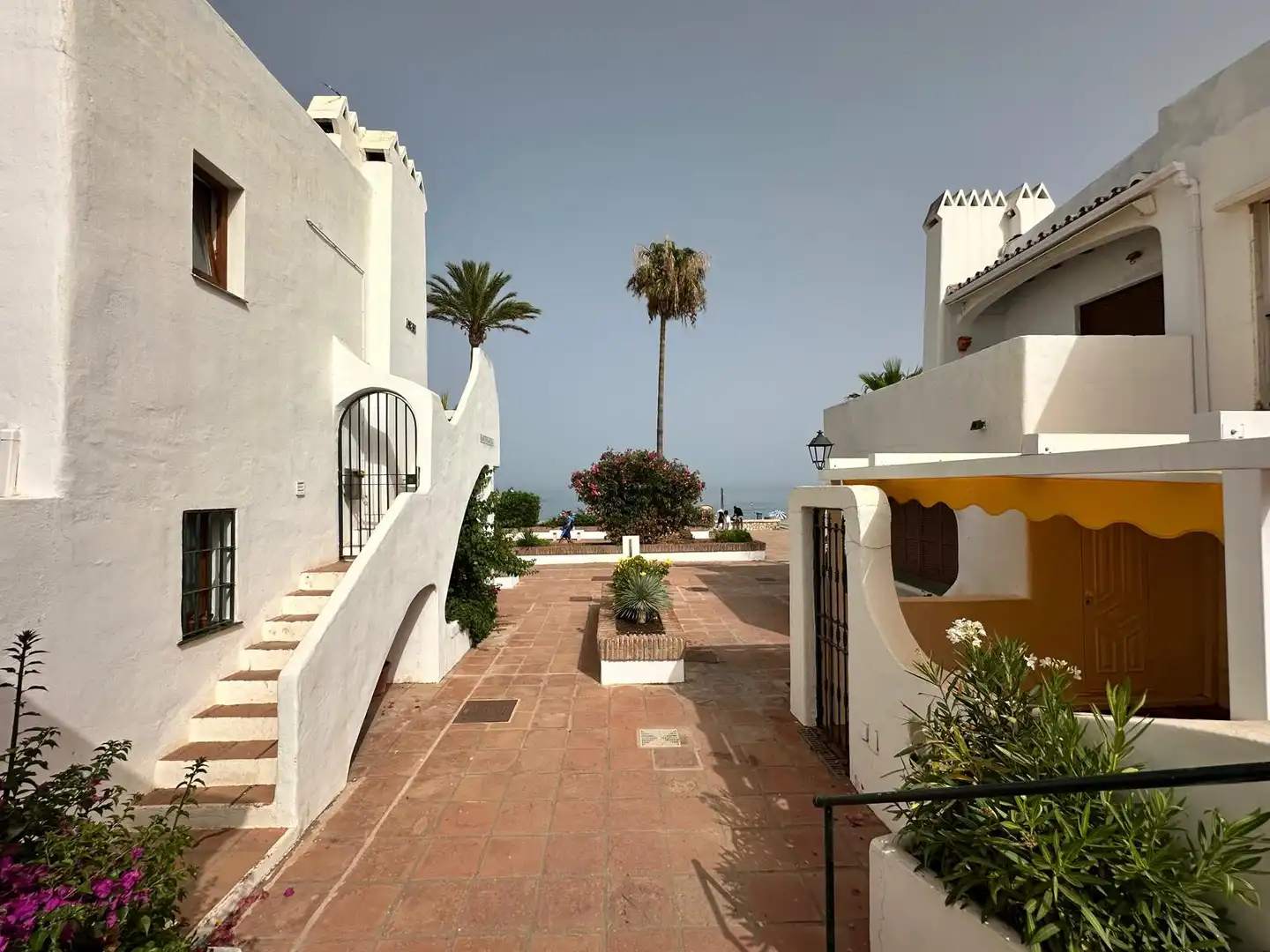 Exterior view of Flat for sale in Manilva  with Terrace, Furnished and Washing machine