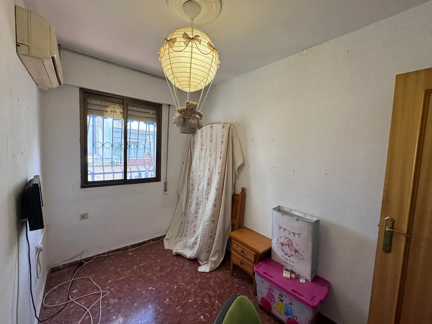 Habitación de Piso en venta en Jaén con Calefacción, Terraza y Amueblado