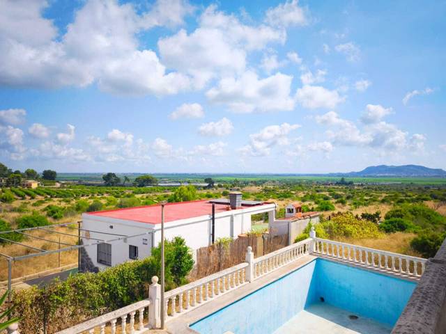 Casa adosada en Venta en Llaurí