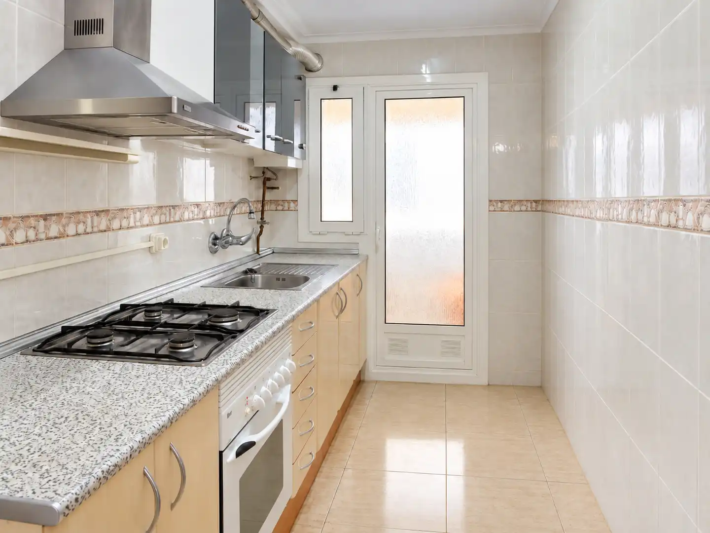 Appartamento con piscina in vendita a Torrelles de Foix, imagen 4